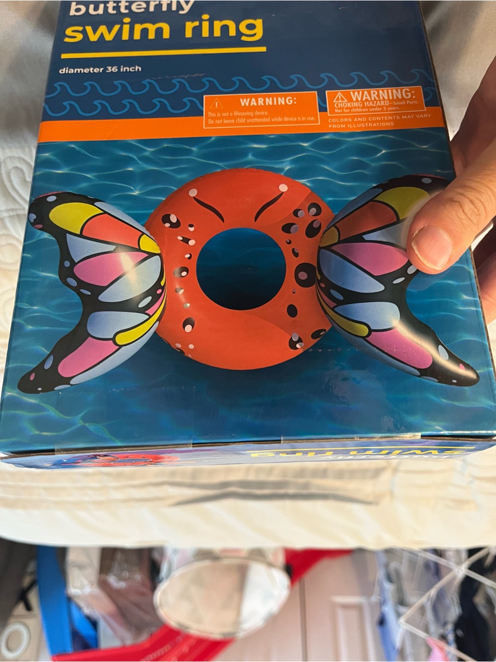 Pool float - Picture 1 of 7
